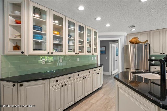 808 Puesta Del Sol Plaza, Indialantic, FL 32903