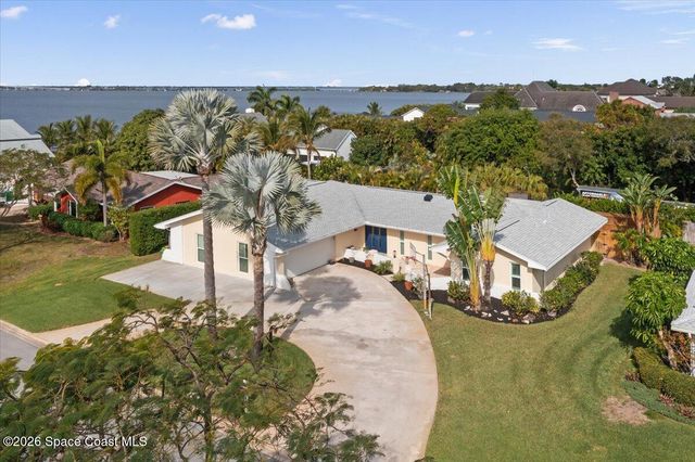 808 Puesta Del Sol Plaza, Indialantic, FL 32903