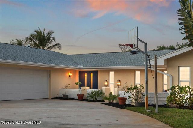 808 Puesta Del Sol Plaza, Indialantic, FL 32903