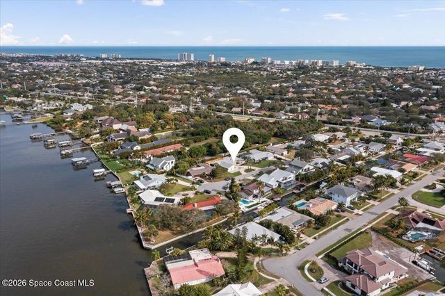 808 Puesta Del Sol Plaza, Indialantic, FL 32903