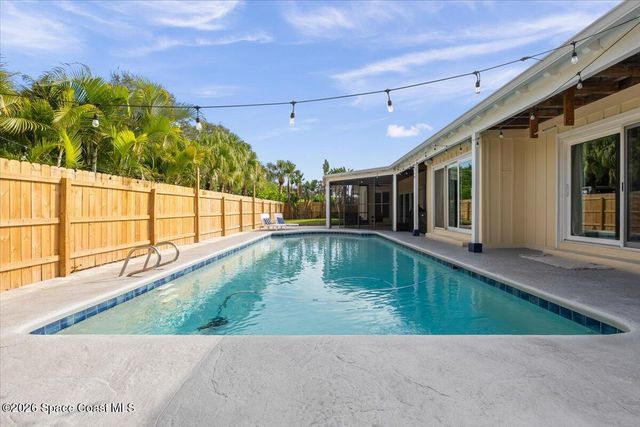 808 Puesta Del Sol Plaza, Indialantic, FL 32903