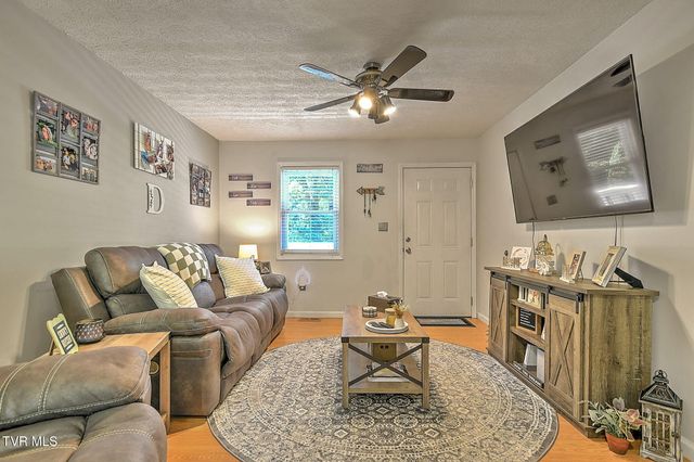 297 Mcclain Road, Kingsport, TN 37660