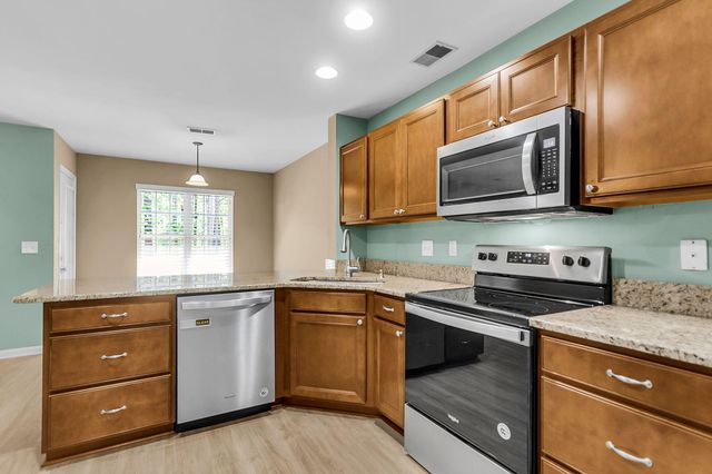 604 Poplar Grove Place, Summerville, SC 29483