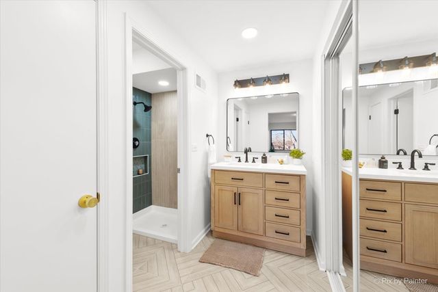 1400 N Yarmouth Place 416, Mount Prospect, IL 60056