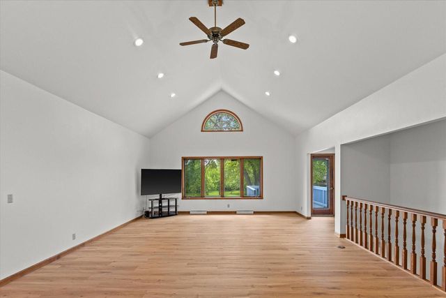 2931 W Franklin TERRACE, Franklin, WI 53132
