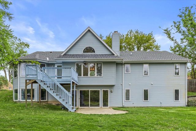 2931 W Franklin TERRACE, Franklin, WI 53132