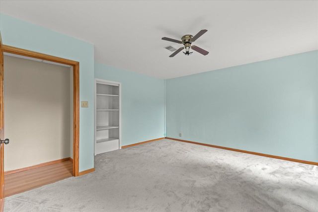 2931 W Franklin TERRACE, Franklin, WI 53132
