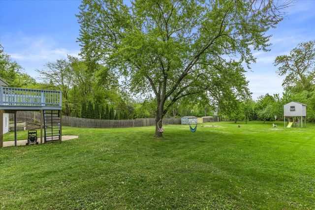 2931 W Franklin TERRACE, Franklin, WI 53132