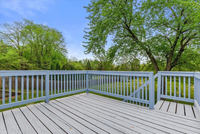 2931 W Franklin TERRACE, Franklin, WI 53132