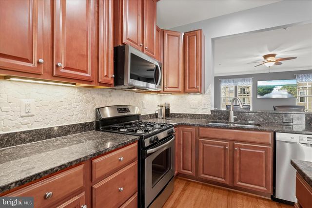 7503 HEARTHSIDE WAY, Elkridge, MD 21075