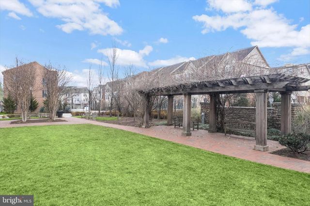 7503 HEARTHSIDE WAY, Elkridge, MD 21075