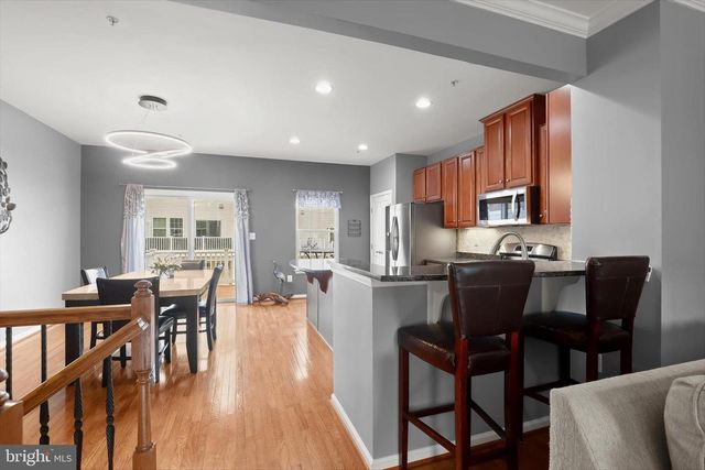 7503 HEARTHSIDE WAY, Elkridge, MD 21075