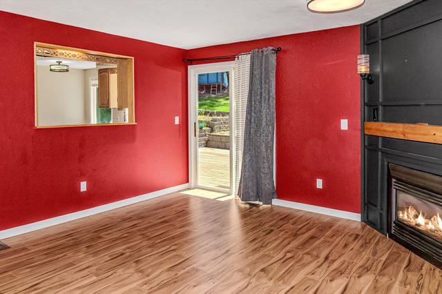 9522 N Loganberry Ct, Spokane, WA 99208