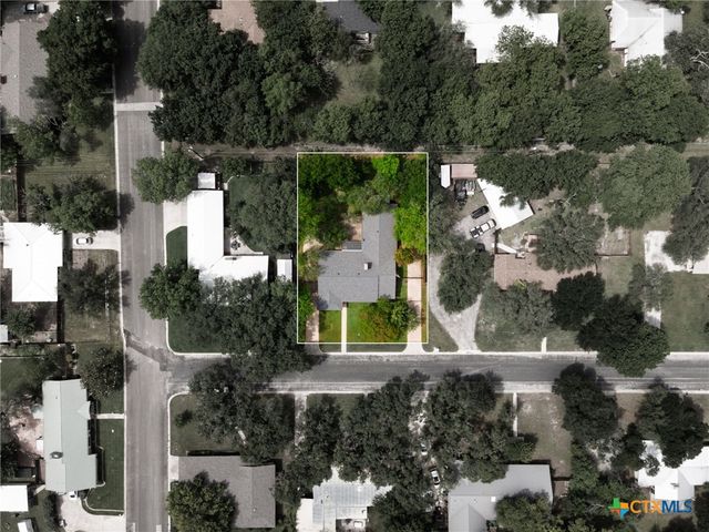 1409 W North Avenue, Lampasas, TX 76550