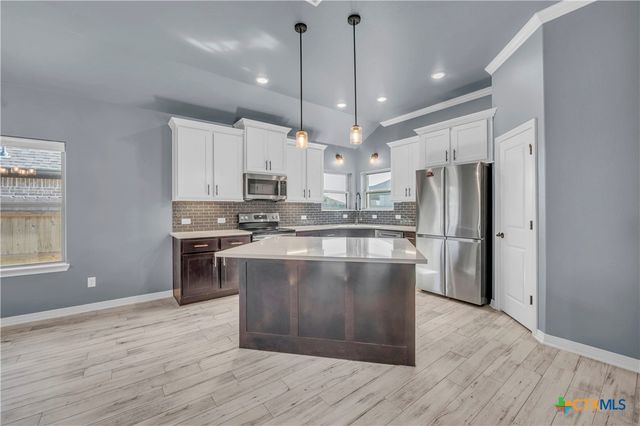 2909 Torino Reale Avenue, Temple, TX 76502