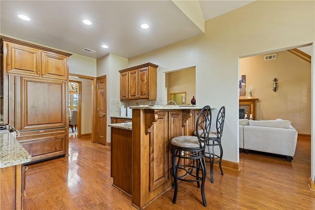 755 Peninsula Overlook, Hampton, GA 30228