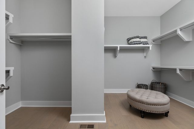 111 Cedarstone Dr, Mount Juliet, TN 37122