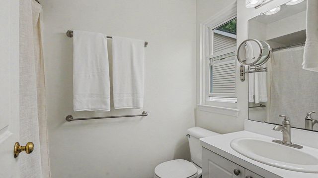 415 Cambridge Drive, Dexter City, MI 48130