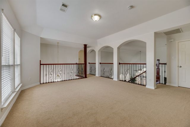 202 Forestridge Drive, Mansfield, TX 76063