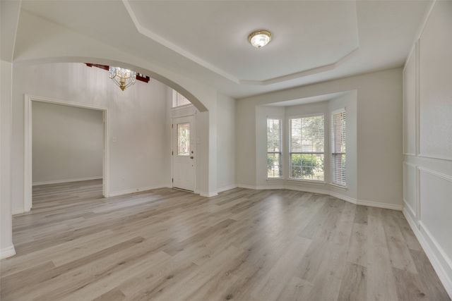 202 Forestridge Drive, Mansfield, TX 76063