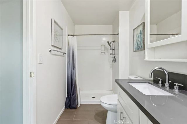 5500 Blanco Avenue, Woodland Hills, CA 91367