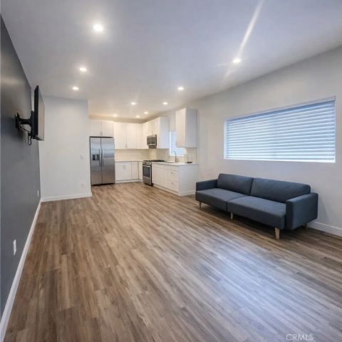 5500 Blanco Avenue, Woodland Hills, CA 91367