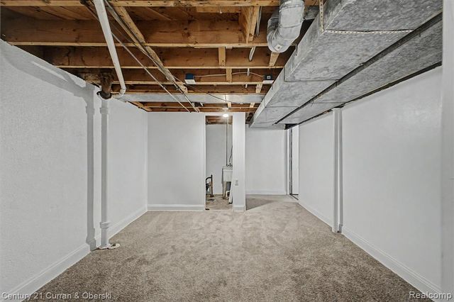 5375 Mayfair Street, Dearborn Heights, MI 48125