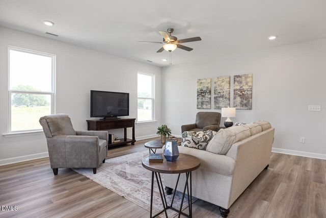 32 Emeritus Way, Lillington, NC 27546