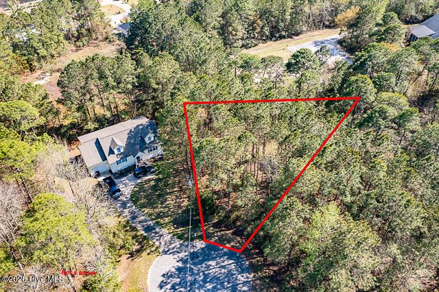 910 Hurricane Court, New Bern, NC 28560