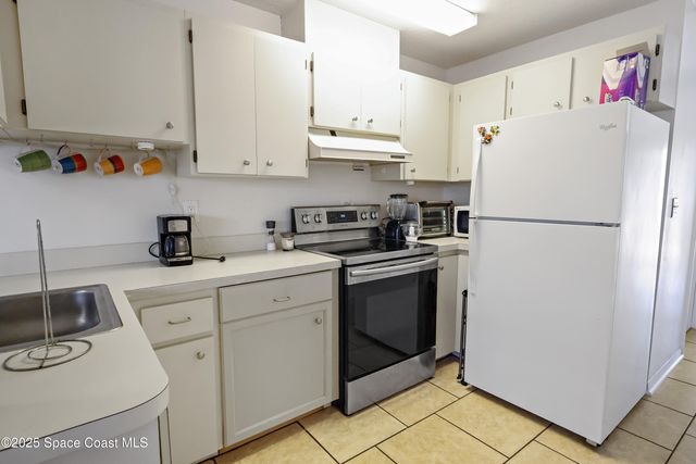 8520 Us1 Highway, G3, Micco, FL 32976