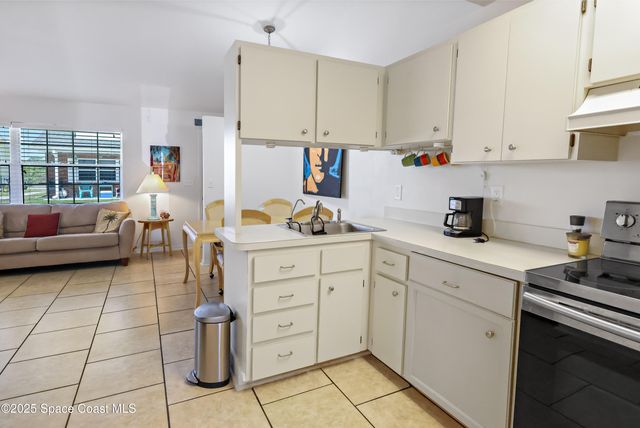 8520 Us1 Highway, G3, Micco, FL 32976