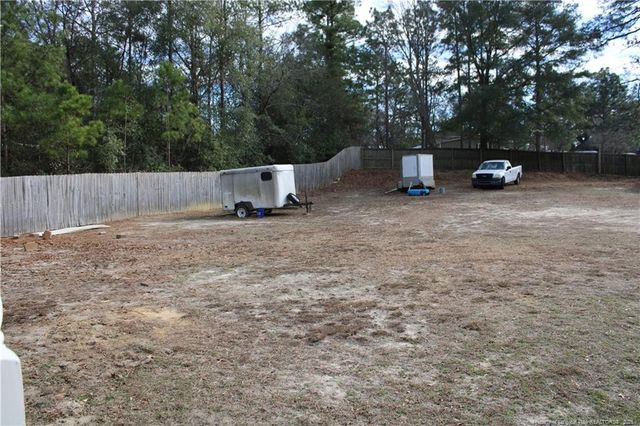 573 PORTER Road, Hope Mills, NC 28348