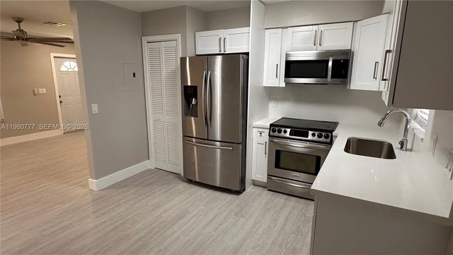 216 NW 12th Street, Pompano Beach, FL 33060