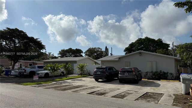 216 NW 12th Street, Pompano Beach, FL 33060