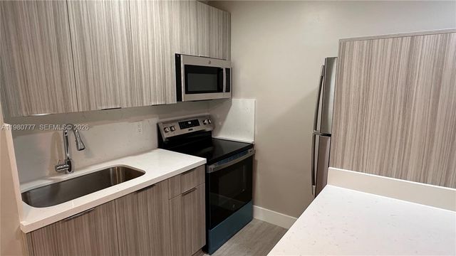 216 NW 12th Street, Pompano Beach, FL 33060