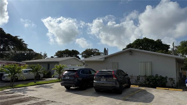 216 NW 12th Street, Pompano Beach, FL 33060