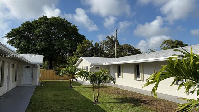 216 NW 12th Street, Pompano Beach, FL 33060