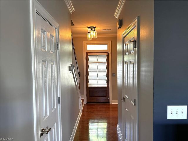 11 Abelia Court, Greensboro, NC 27455