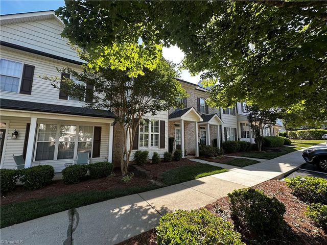 11 Abelia Court, Greensboro, NC 27455