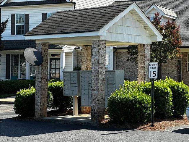 11 Abelia Court, Greensboro, NC 27455