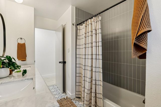 6716 Rappahannock Way, Carmichael, CA 95608