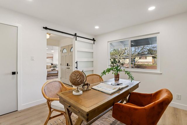 6716 Rappahannock Way, Carmichael, CA 95608