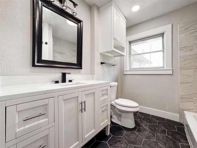 2108 Ontario Street, Baytown, TX 77520