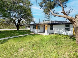 2108 Ontario Street, Baytown, TX 77520