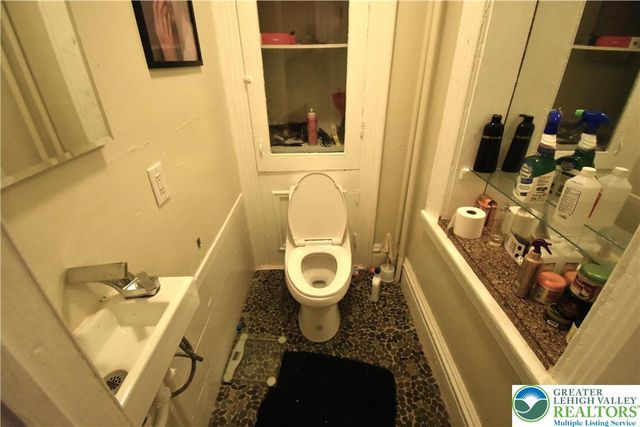 26 7th Street, Easton, PA 18042