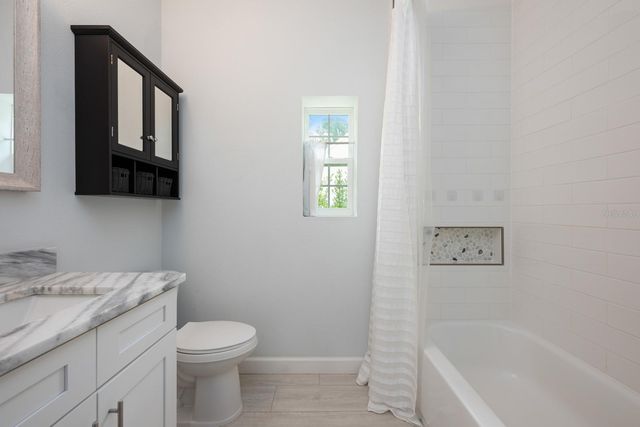 141 W MAIN STREET, Lake Helen, FL 32744