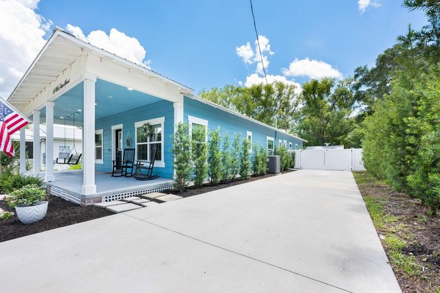 141 W MAIN STREET, Lake Helen, FL 32744