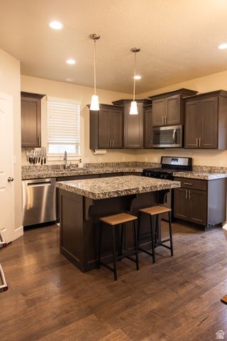 906 S CRESCENT WAY, Mapleton, UT 84664