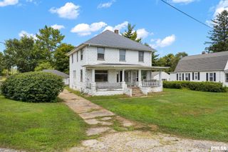 822 S BAER Avenue, Peoria, IL 61604
