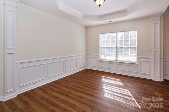 608 Wrayhill Drive, Charlotte, NC 28262